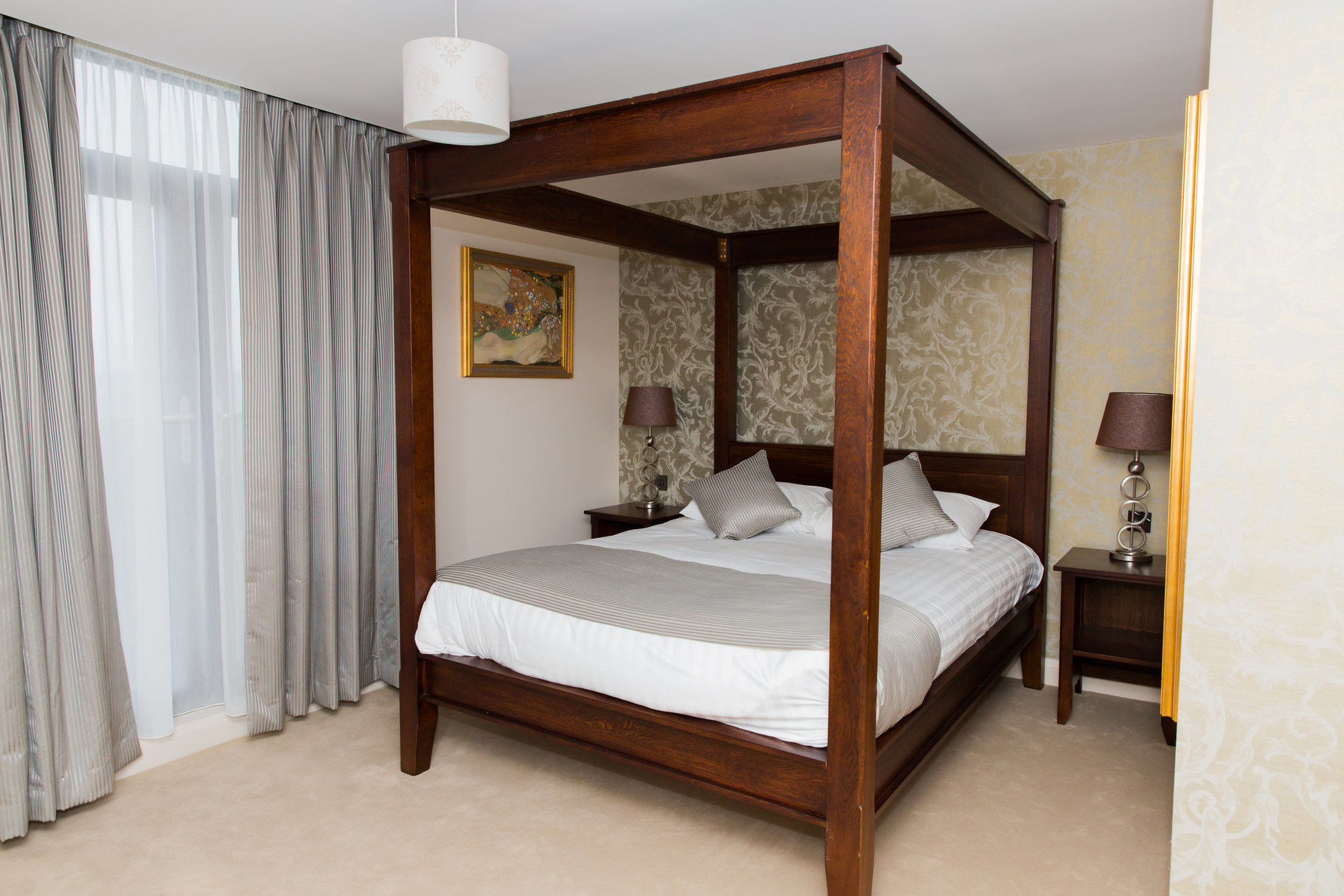 Hogs Back Hotel & Spa Nr Farnham Farnham  Servicios foto